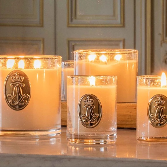Chateau De Versailles “Chapelle Royale” Scented Candle - Picture 9 of 9
